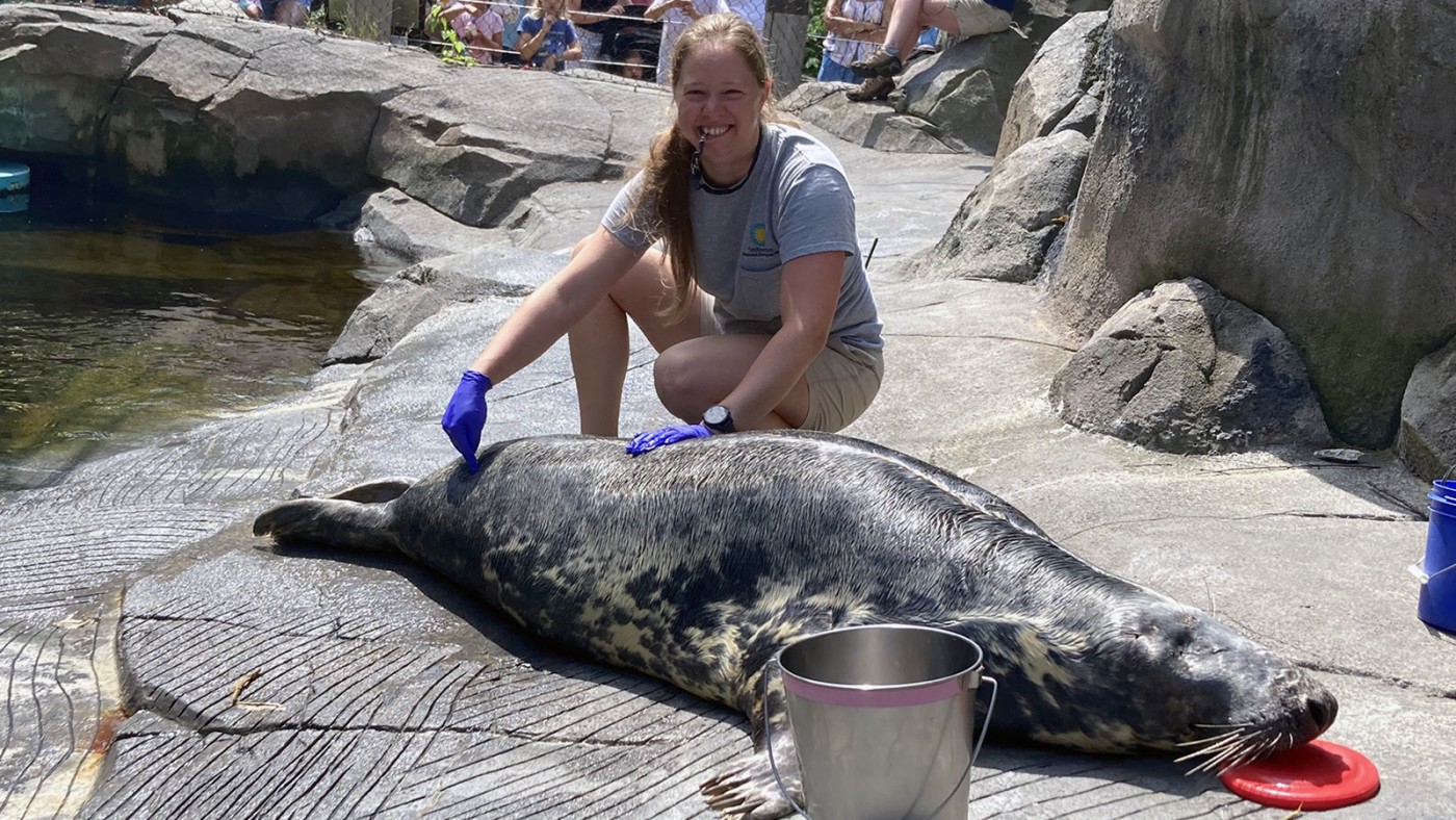 Jackie Spicer with gray seal Kara.