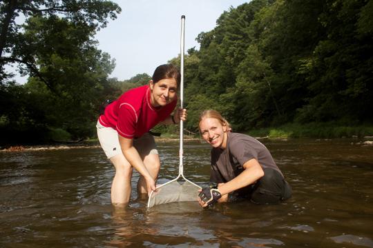 Kim and Barb searching for hellbenders. Photo courtesy of Brian Gratwicke.